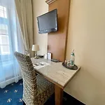 Отель Italia Renaissancehaus Гёрлиц