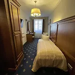 Отель Italia Renaissancehaus Гёрлиц