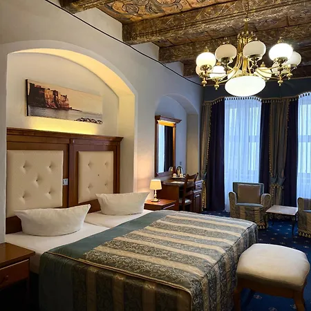 Italia Hotel 4*