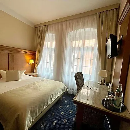 Hotel Italia