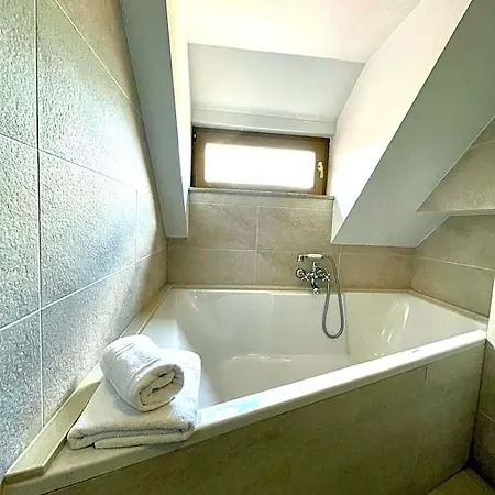 Italia Hotel 4*