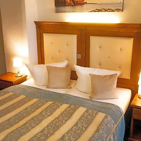 Italia Hotel 4*