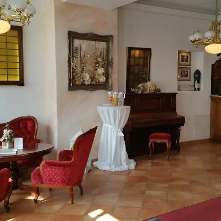 Italia Hotel 4*